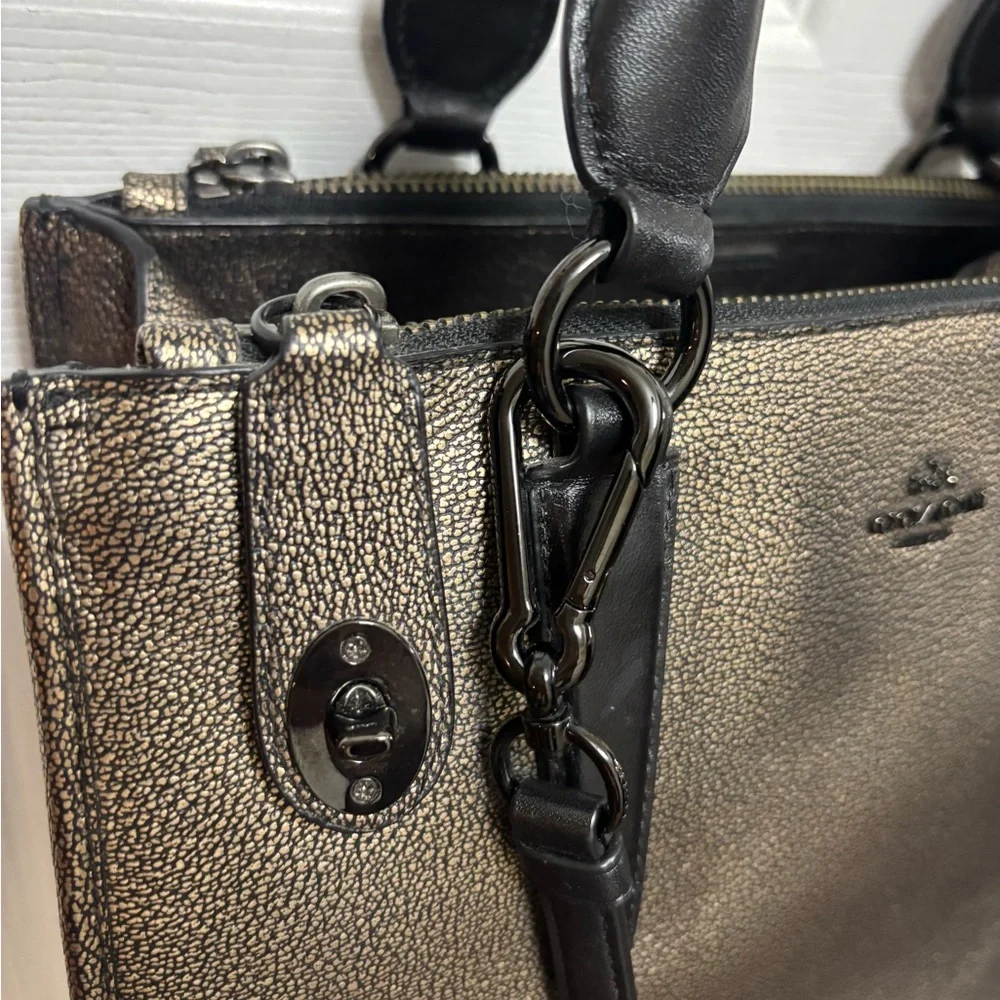 Coach G1481-33859 Crosby Carryall Metallic Gold Crackle Leather/Gunmetal Hrdware - Picture 14 of 16